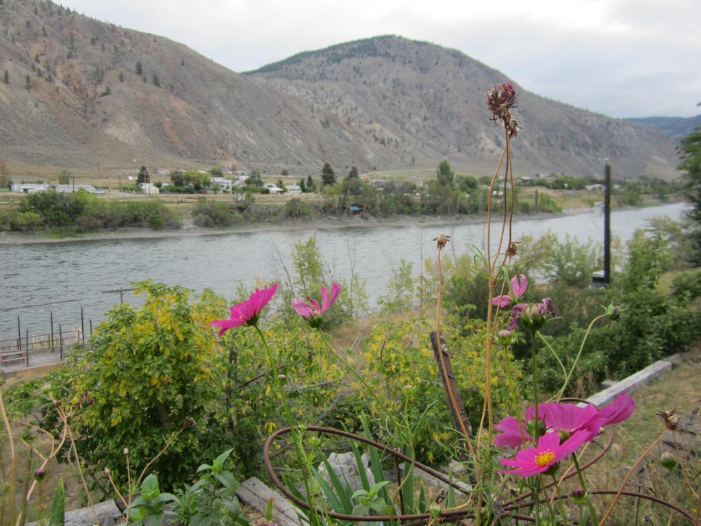 The Inn At Spences Bridge Esterno foto